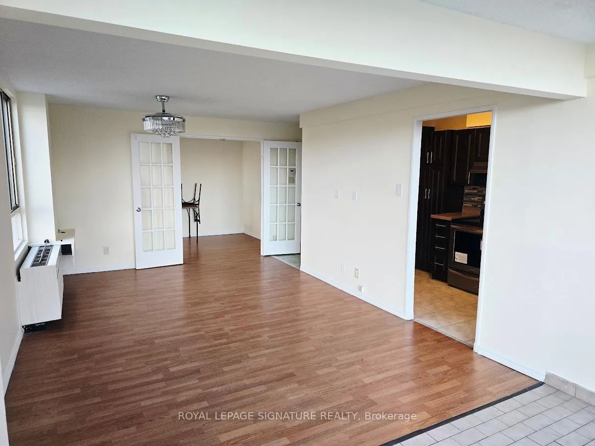 Photo 14 of Unit 213, 41 Markbrook Lane, Etobicoke, Mount Olive-Silverstone-Jamestown — HOMEH