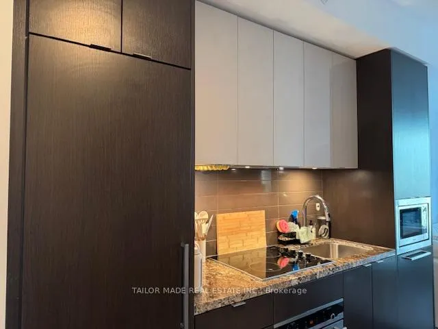 Photo 5 of Unit 1906, 115 Blue Jays Way, Toronto, Waterfront Communities — HOMEH