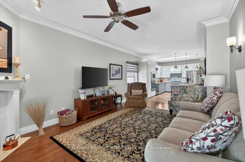 Photo 17 of 35 Pentland Road, Hamilton, Waterdown — HOMEH