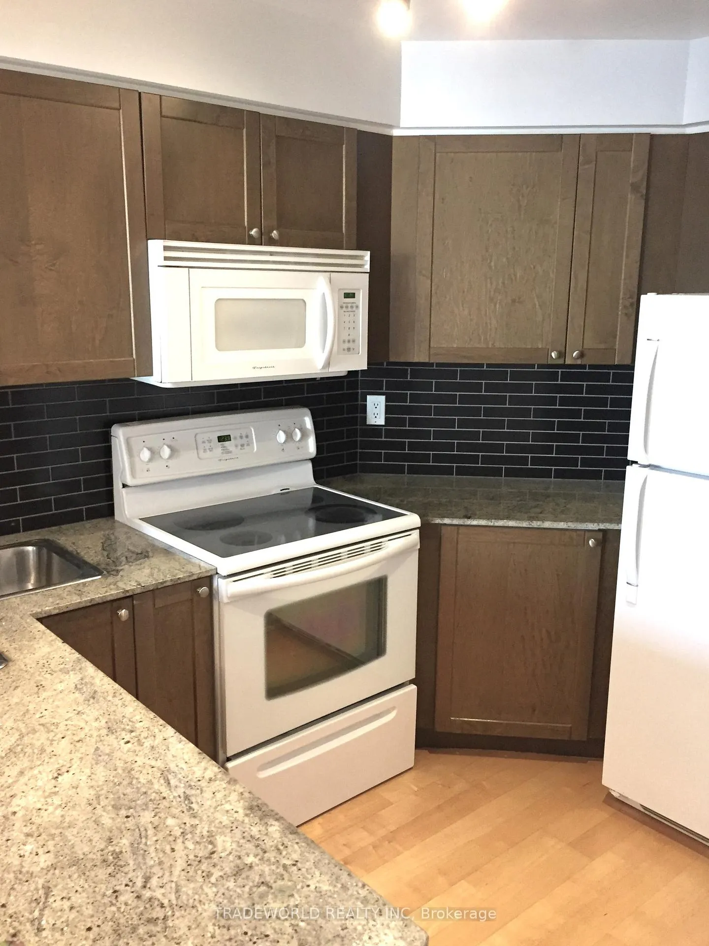 Photo 4 of Unit 1901, 763 Bay Street, Toronto, Bay Street Corridor — HOMEH