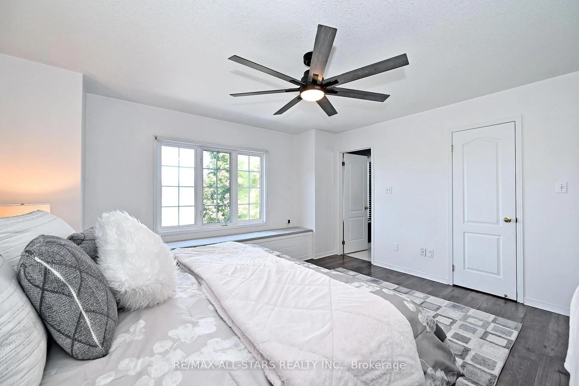 Photo 29 of 647 Trailview Drive, Peterborough, Ashburnham Ward 4 — HOMEH