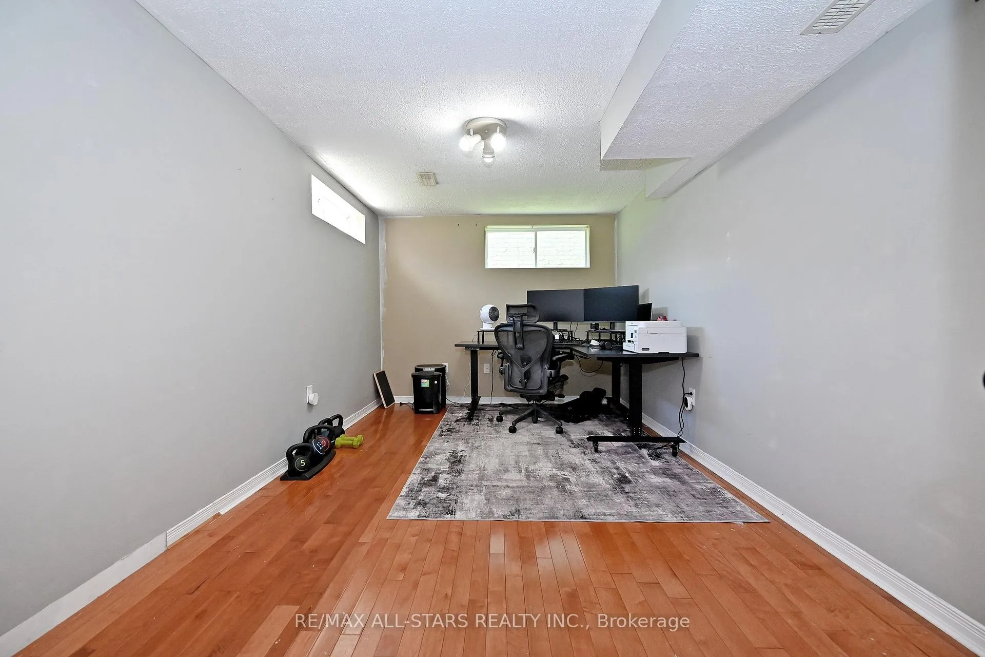 Photo 46 of 647 Trailview Drive, Peterborough, Ashburnham Ward 4 — HOMEH