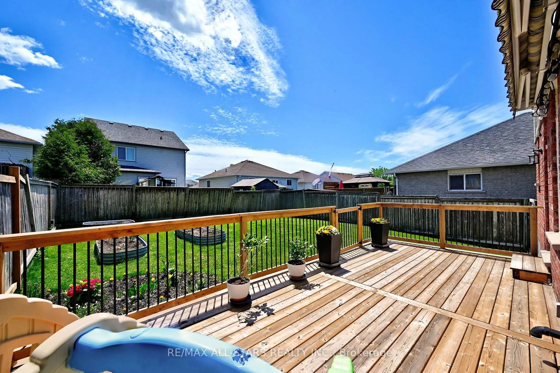 Photo 47 of 647 Trailview Drive, Peterborough, Ashburnham Ward 4 — HOMEH