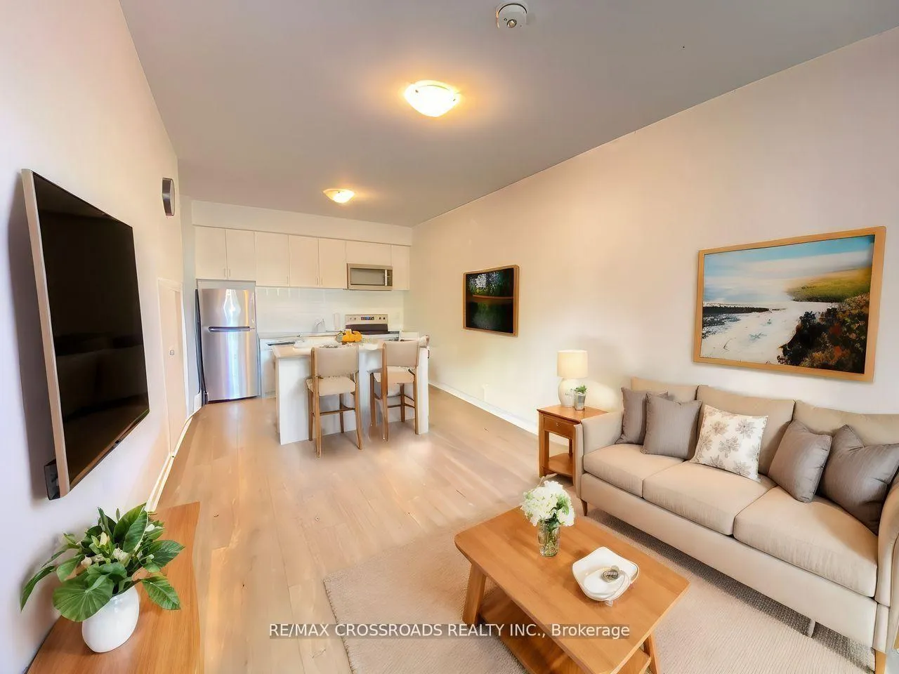 Photo 3 of Unit 5, 1720 Simcoe Street N, Oshawa, Samac — HOMEH