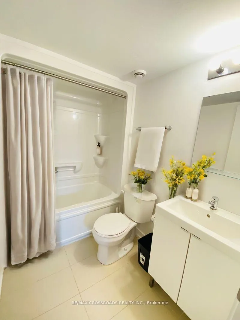 Photo 7 of Unit 5, 1720 Simcoe Street N, Oshawa, Samac — HOMEH