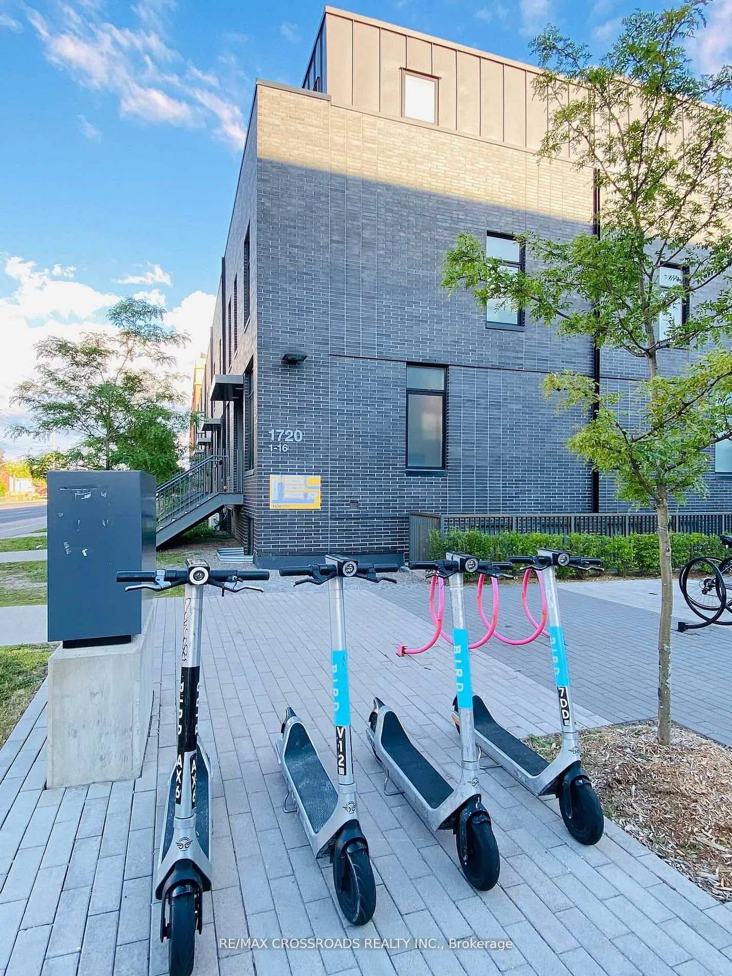 Photo 9 of Unit 5, 1720 Simcoe Street N, Oshawa, Samac — HOMEH