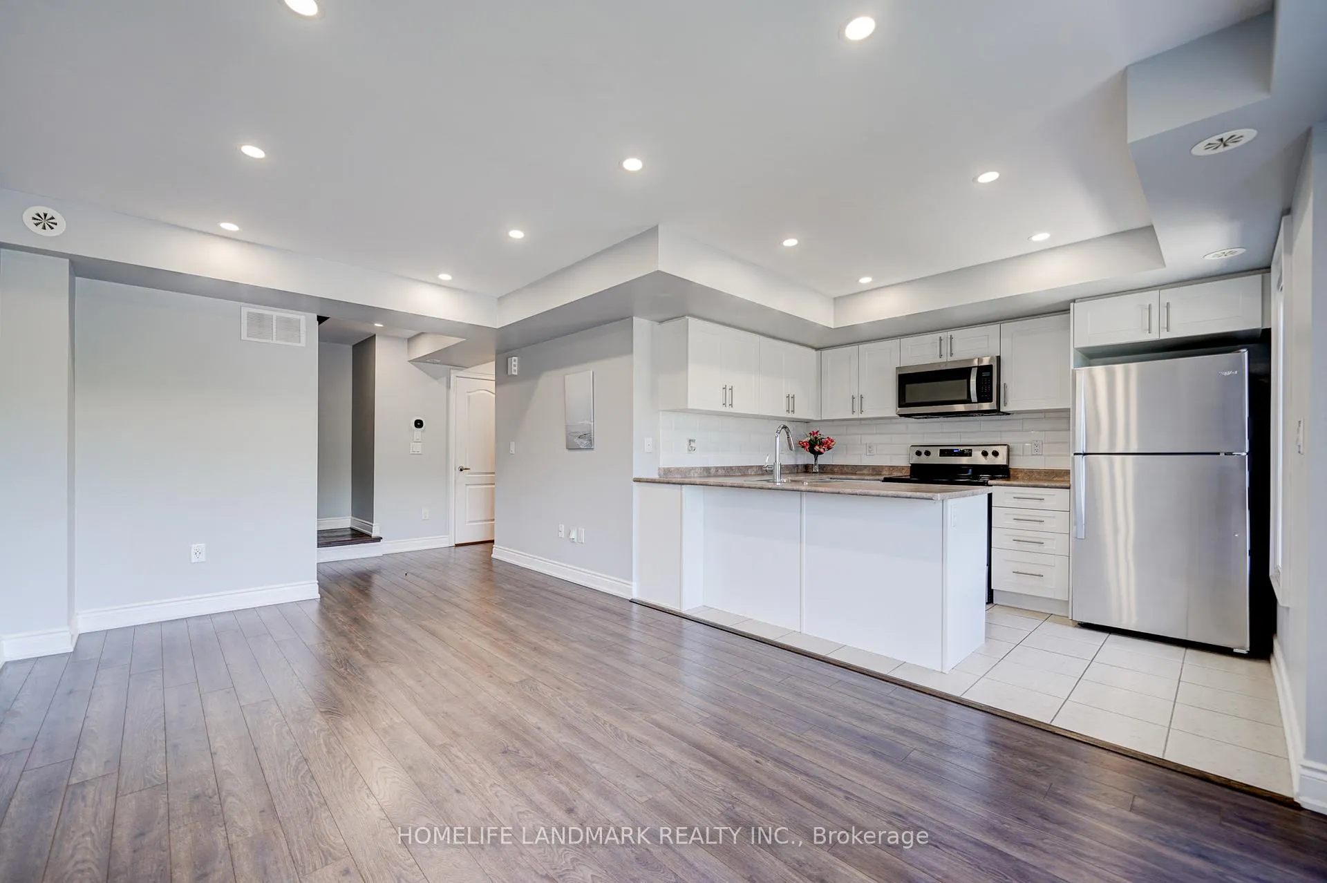 Photo 11 of Unit 2213, 10 Westmeath Lane N, Markham, Cornell — HOMEH