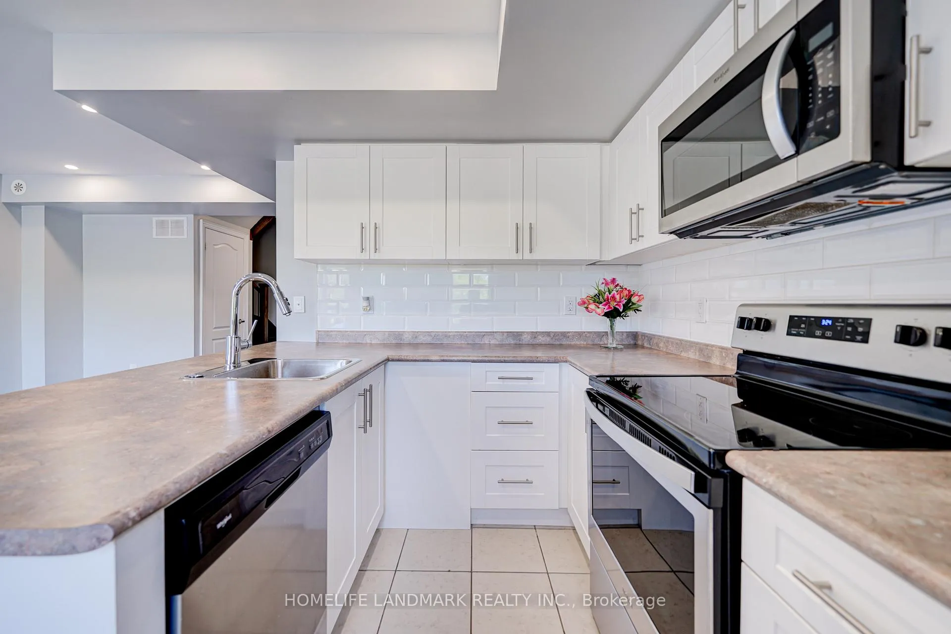 Photo 16 of Unit 2213, 10 Westmeath Lane N, Markham, Cornell — HOMEH