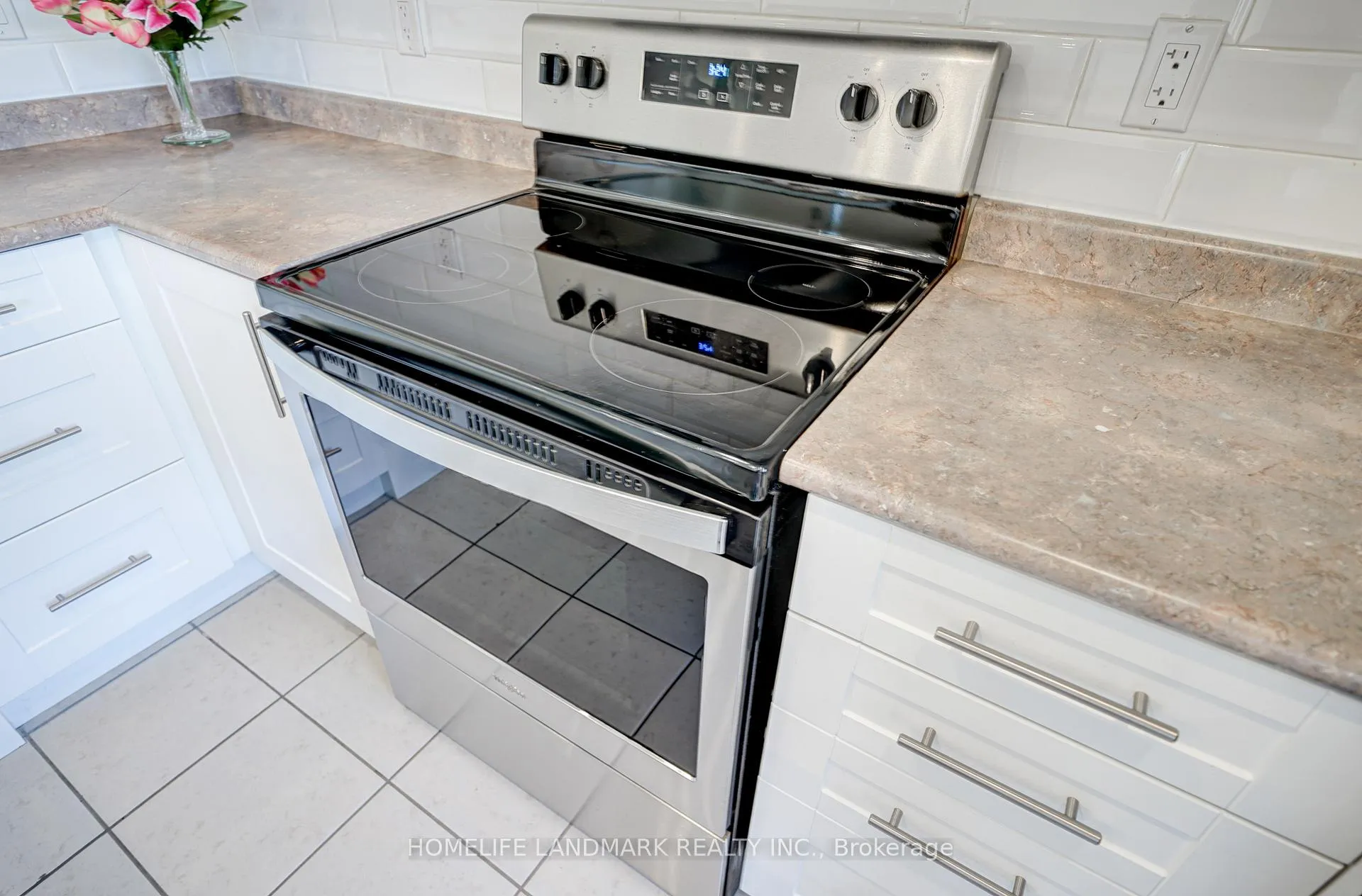Photo 17 of Unit 2213, 10 Westmeath Lane N, Markham, Cornell — HOMEH