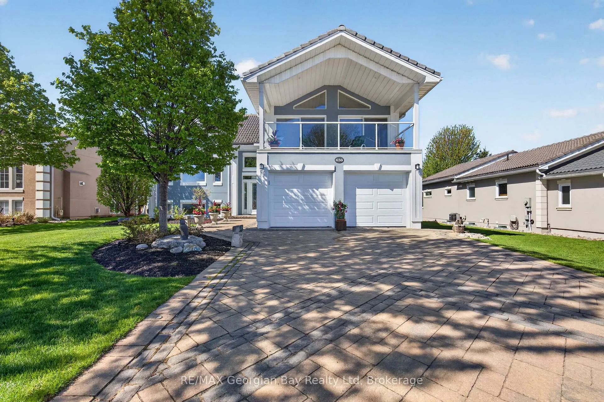 Photo 2 of 656 Aberdeen Boulevard, Midland — HOMEH