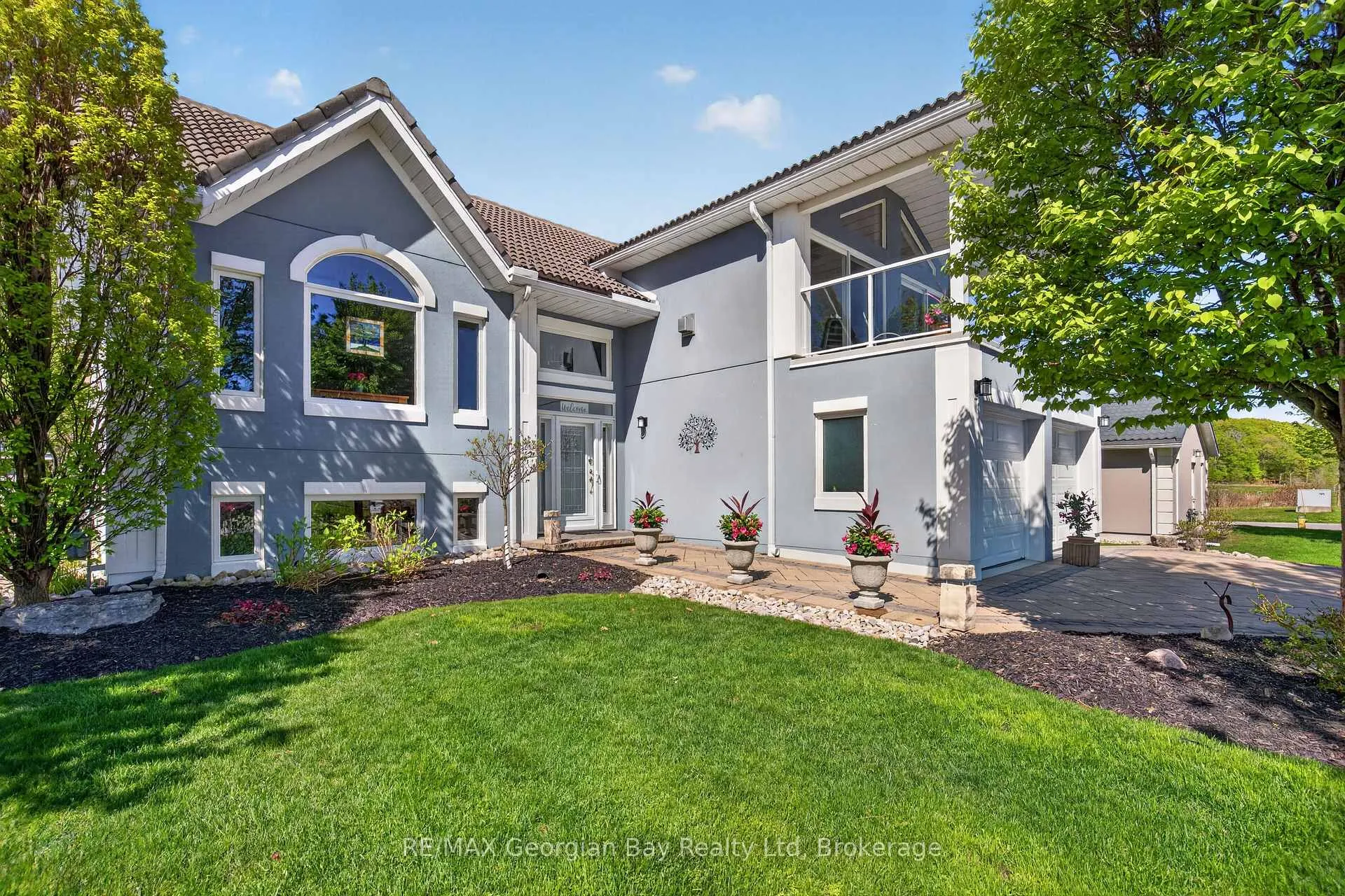 Photo 1 of 656 Aberdeen Boulevard, Midland — HOMEH