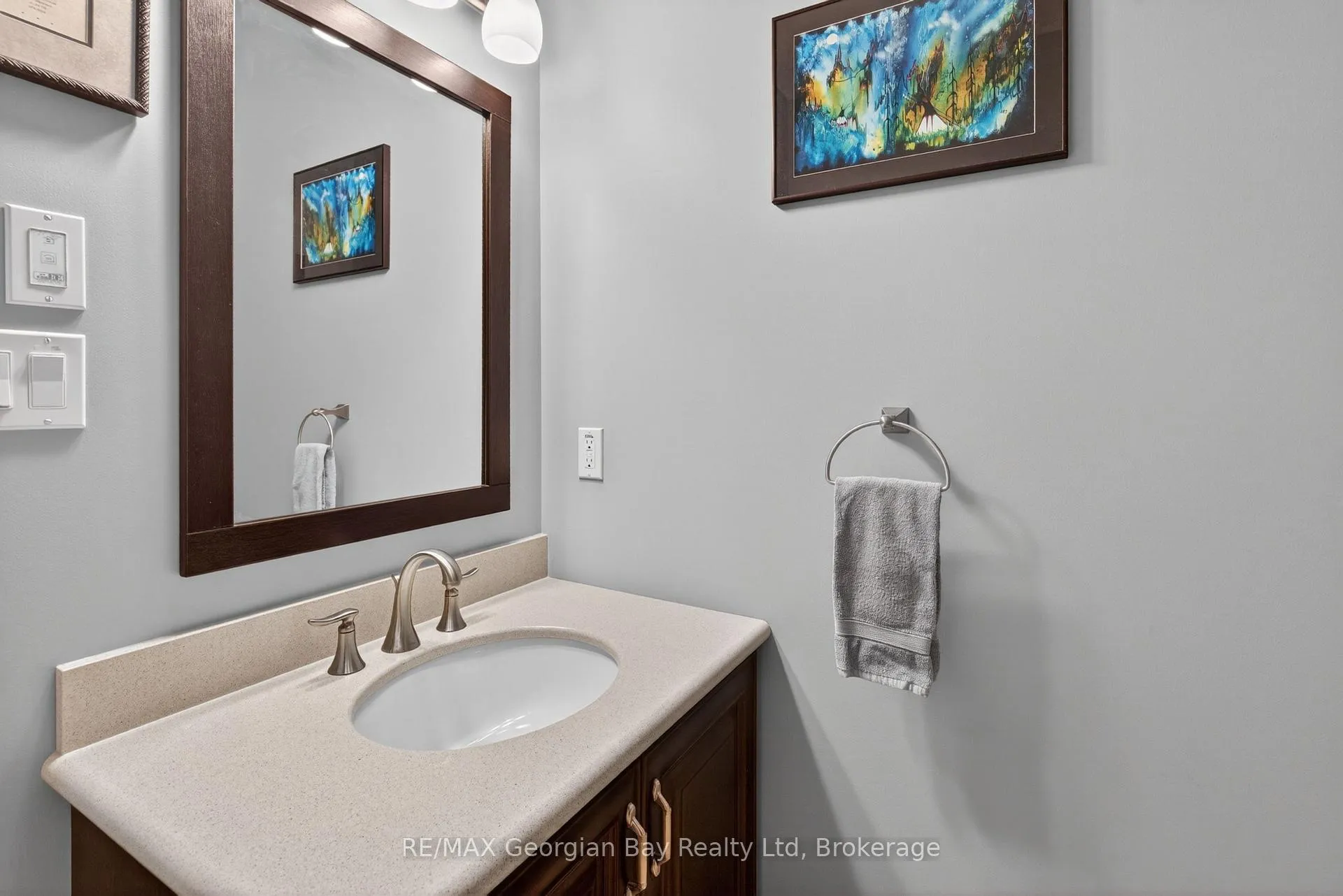 Photo 15 of 656 Aberdeen Boulevard, Midland — HOMEH