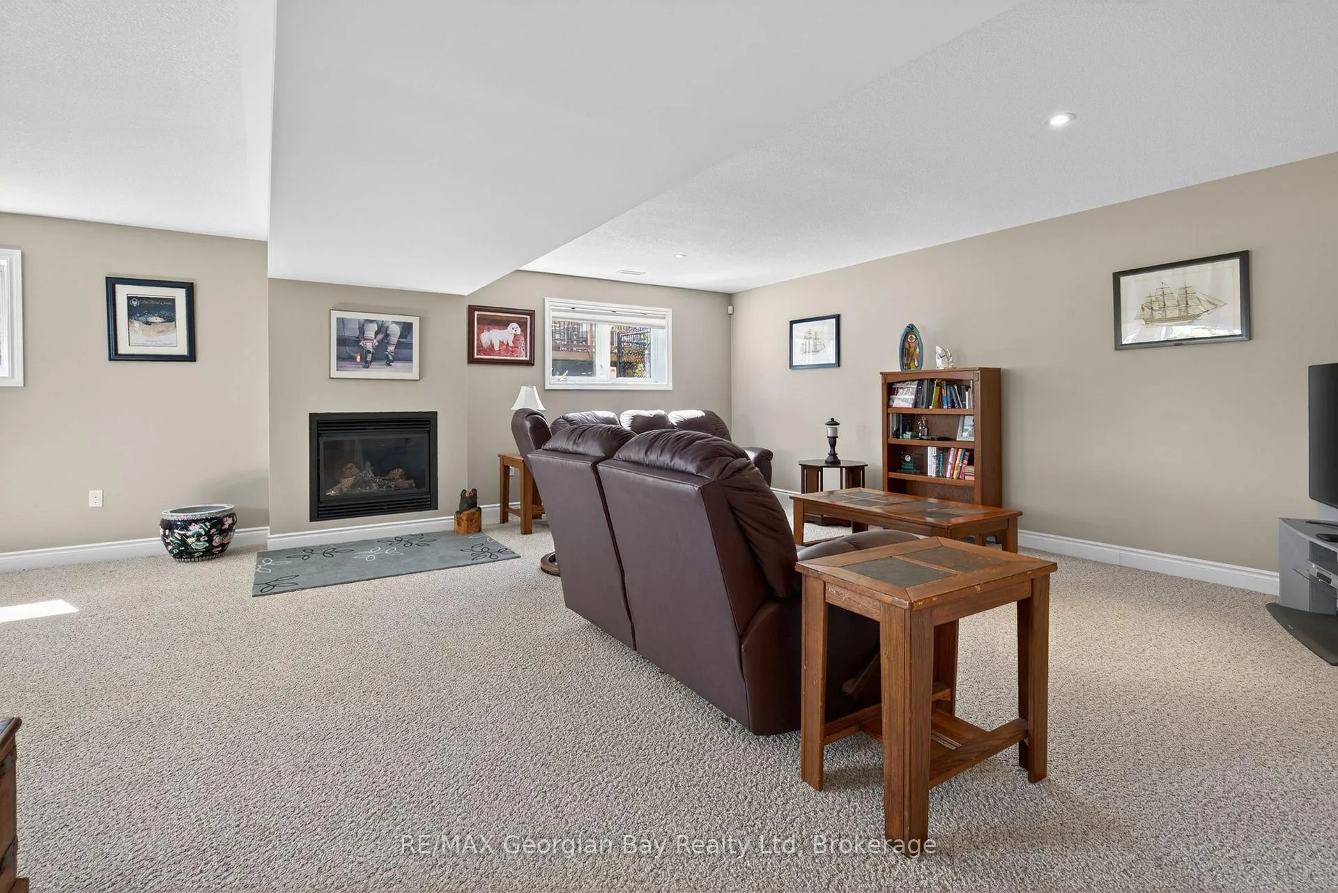 Photo 21 of 656 Aberdeen Boulevard, Midland — HOMEH