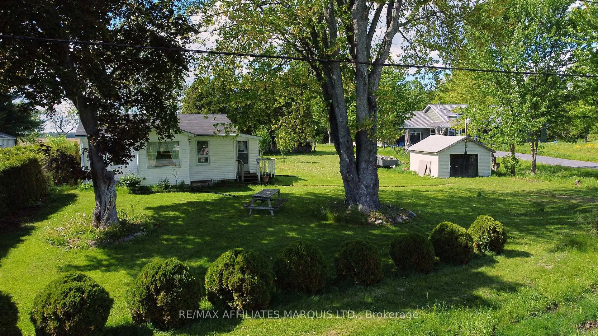 Photo of 11481 Lakeshore Drive