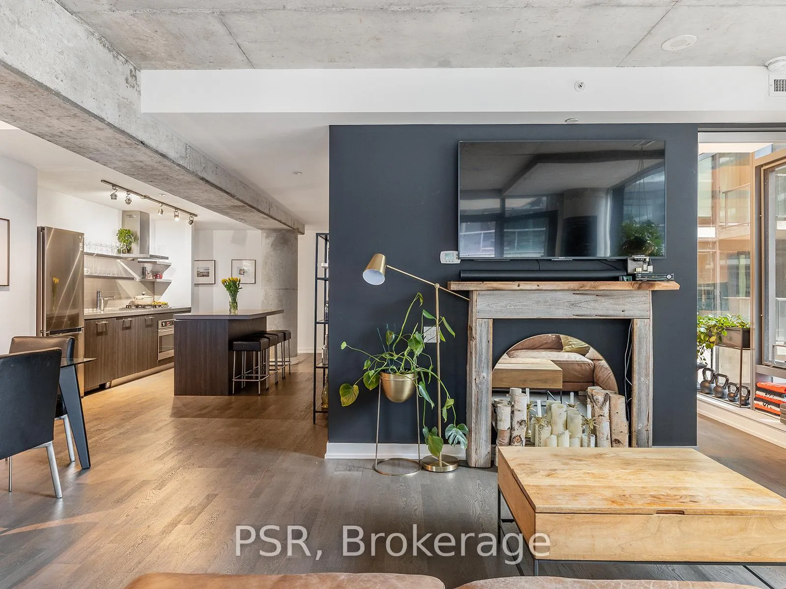 Photo 10 of Unit 203, 560 King Street W, Toronto, Waterfront Communities — HOMEH