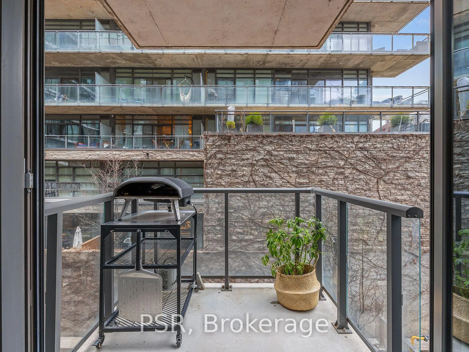 Photo 18 of Unit 203, 560 King Street W, Toronto, Waterfront Communities — HOMEH
