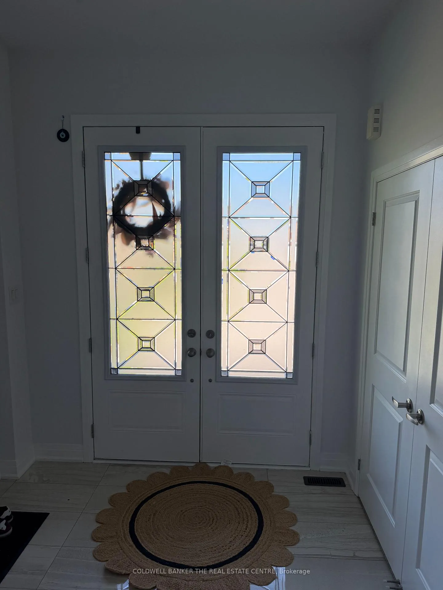 Photo 3 of Unit UPPER, 25 Disney Court, Whitby, Williamsburg — HOMEH