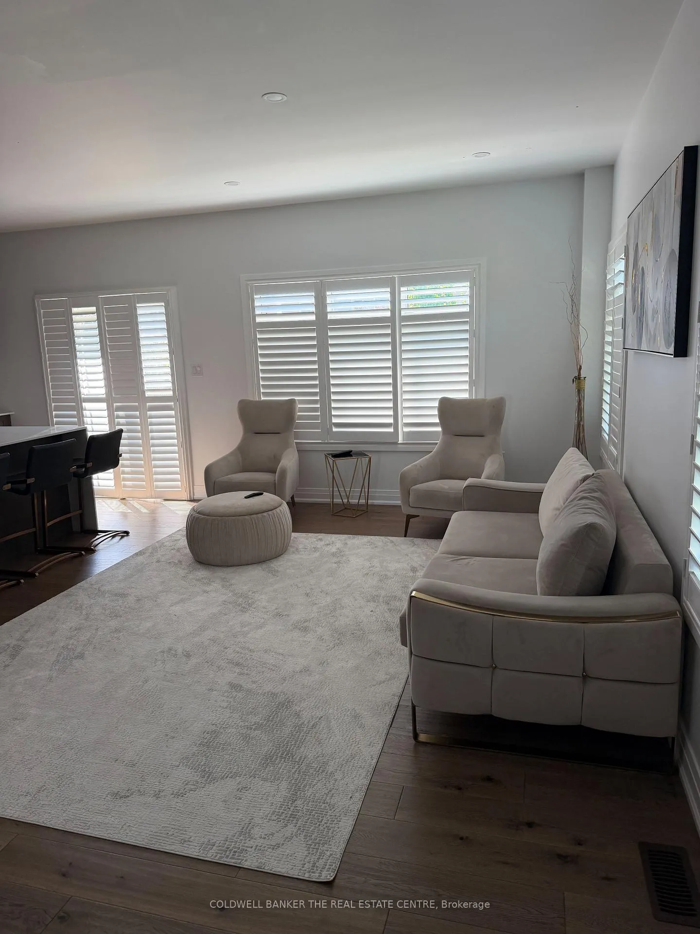 Photo 5 of Unit UPPER, 25 Disney Court, Whitby, Williamsburg — HOMEH