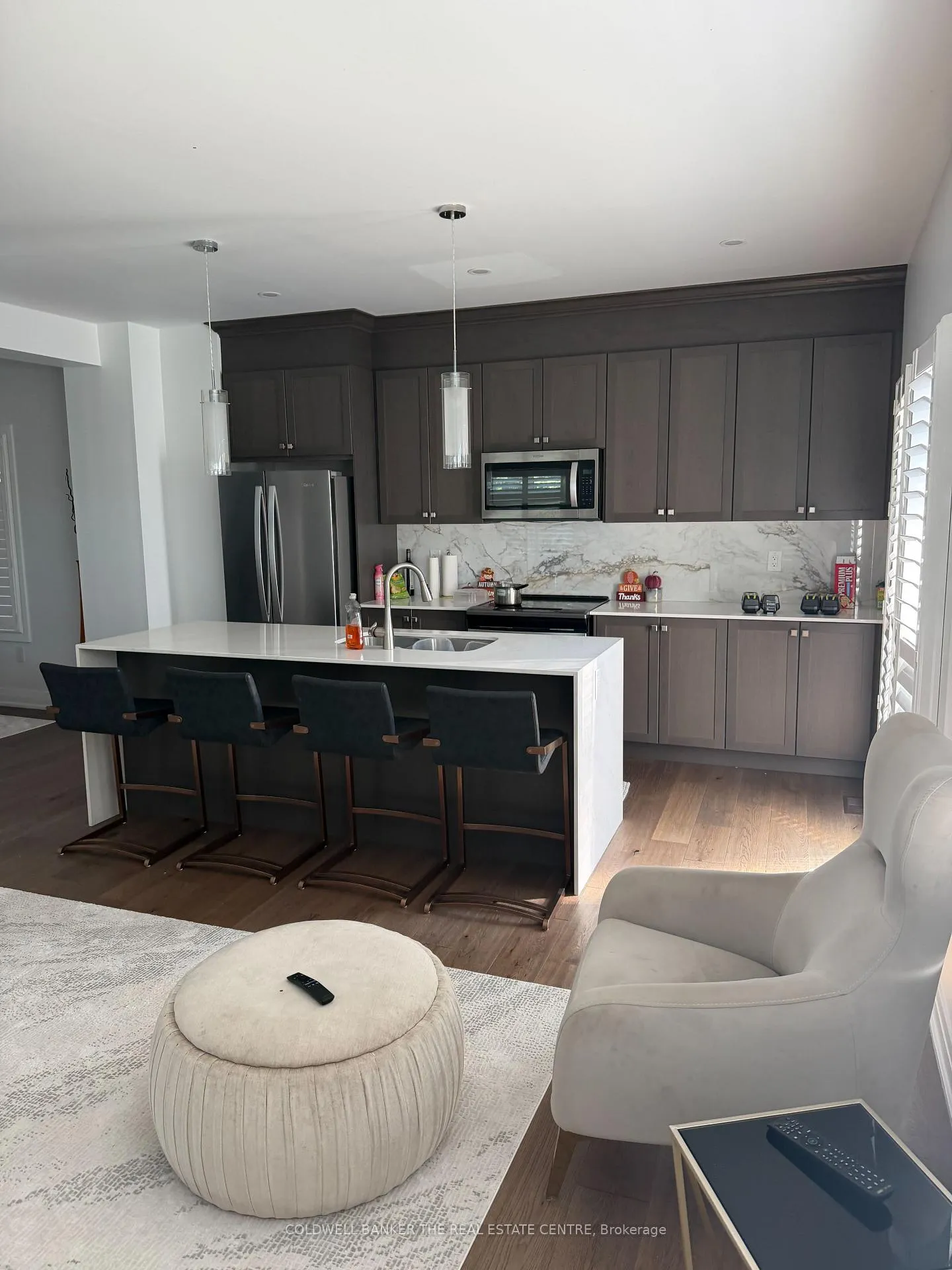 Photo 6 of Unit UPPER, 25 Disney Court, Whitby, Williamsburg — HOMEH