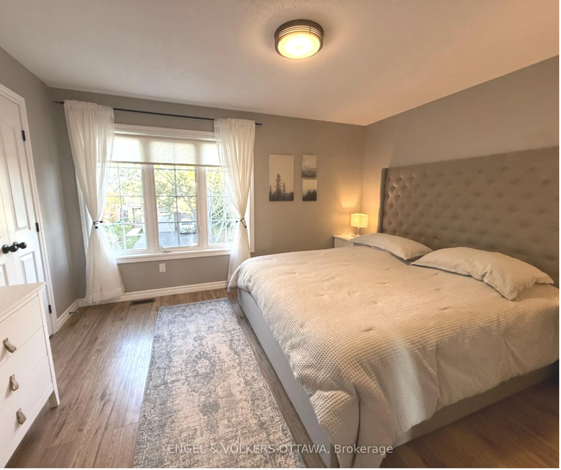 Photo 10 of 305 Grey Seal Circle, Ottawa, Riverside South/Gloucester Glen — HOMEH
