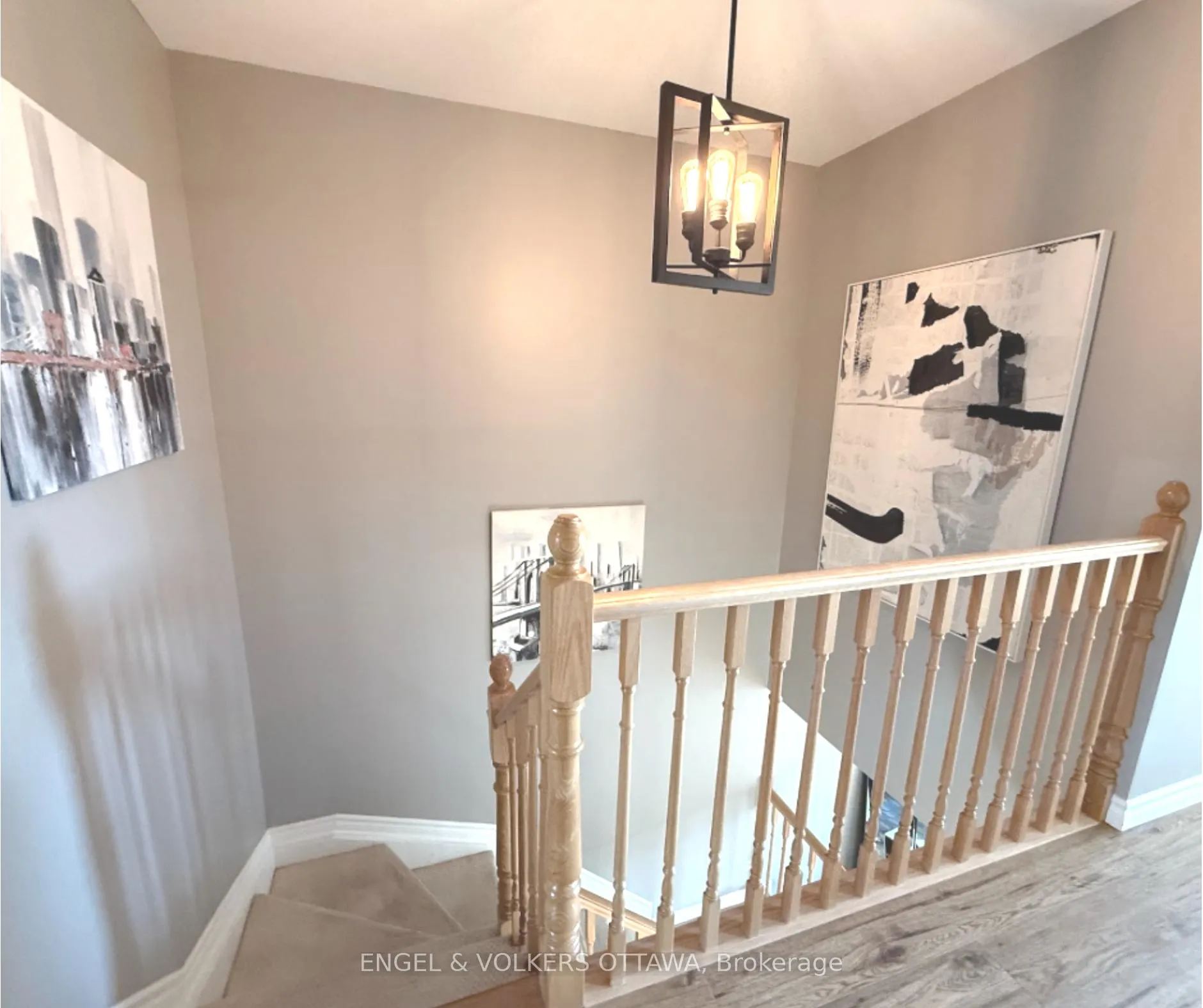Photo 14 of 305 Grey Seal Circle, Ottawa, Riverside South/Gloucester Glen — HOMEH