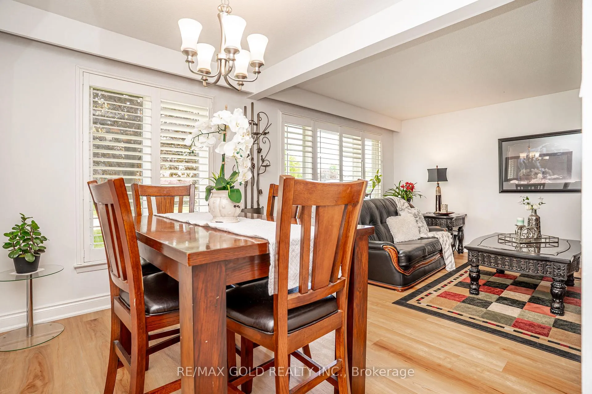 Photo 11 of 29 Duke Road, Brampton, Southgate — HOMEH