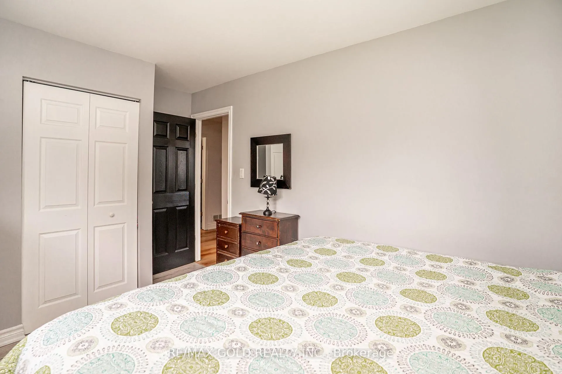 Photo 23 of 29 Duke Road, Brampton, Southgate — HOMEH