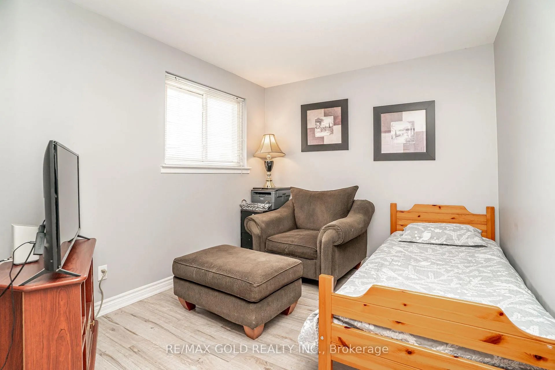 Photo 25 of 29 Duke Road, Brampton, Southgate — HOMEH