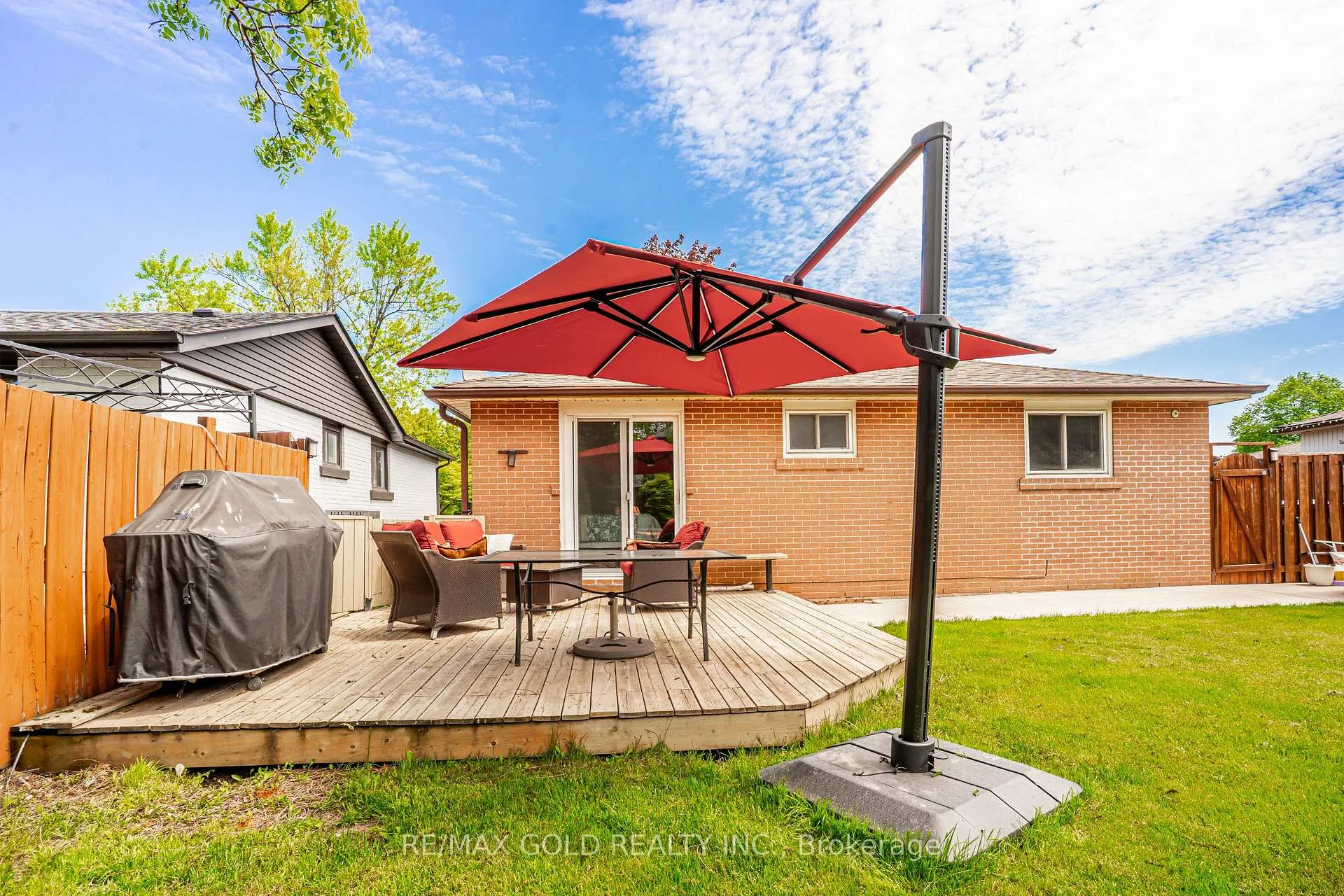 Photo 38 of 29 Duke Road, Brampton, Southgate — HOMEH