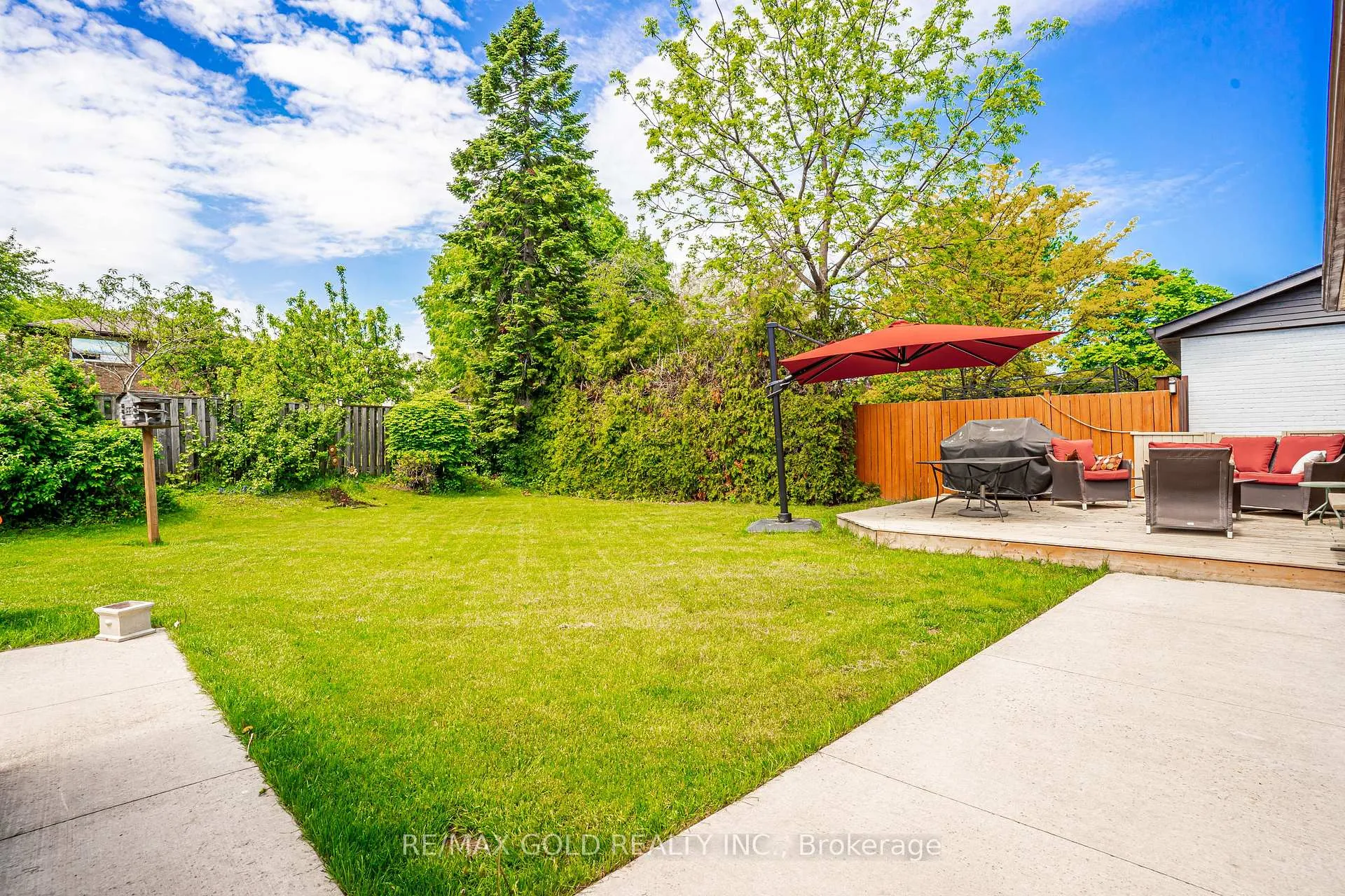 Photo 39 of 29 Duke Road, Brampton, Southgate — HOMEH