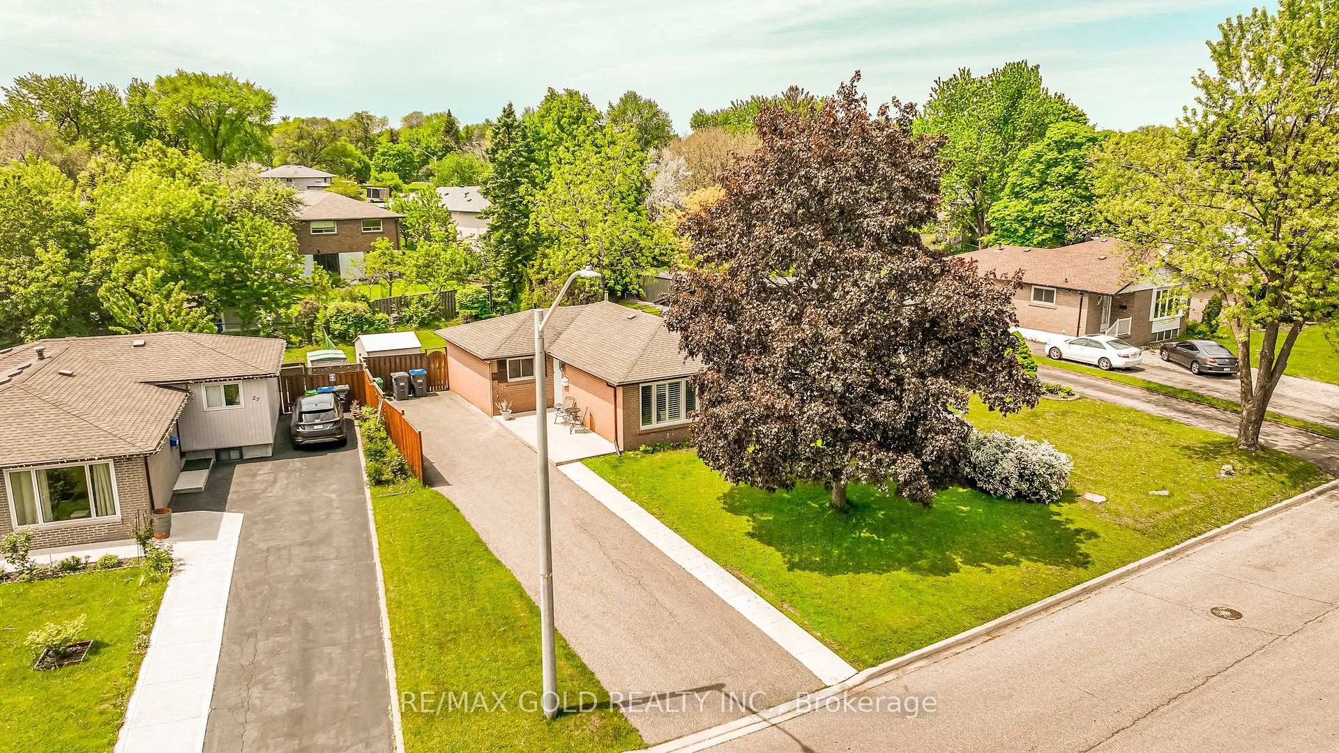 Photo 45 of 29 Duke Road, Brampton, Southgate — HOMEH