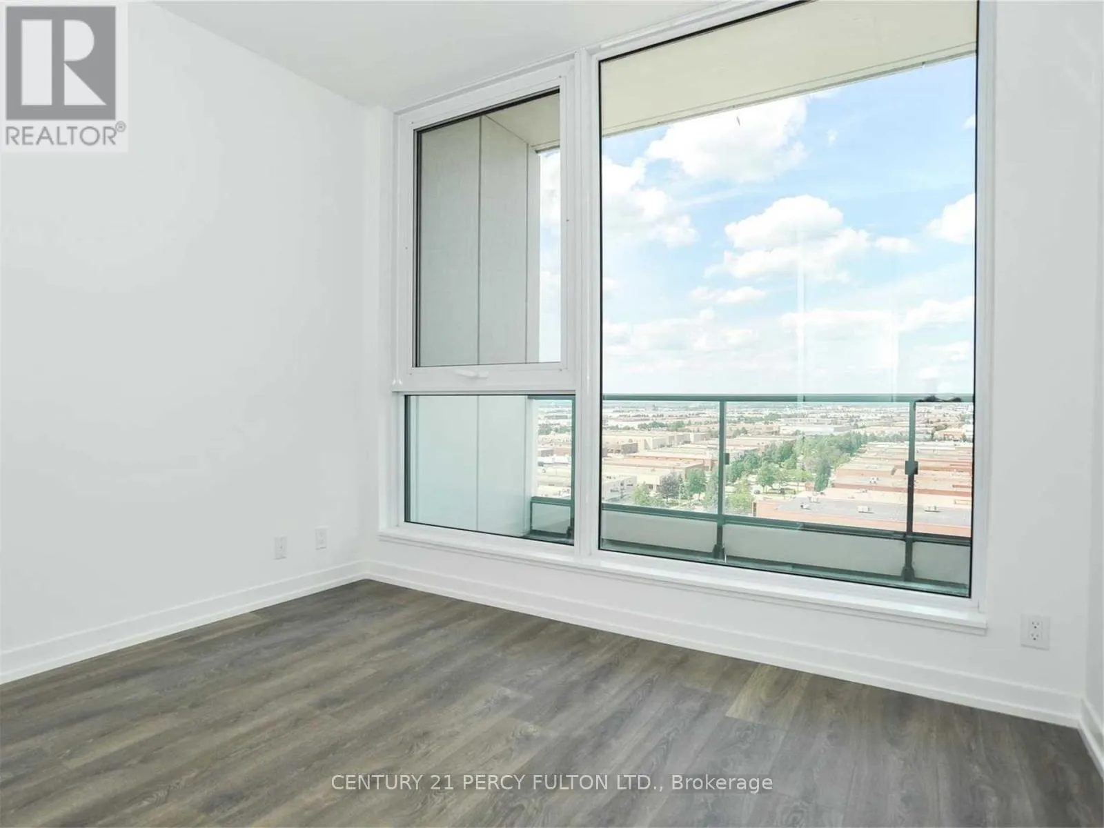 Photo 4 of Unit 4012, 898 Portage Parkway, Vaughan, Vaughan Corporate Centre — HOMEH