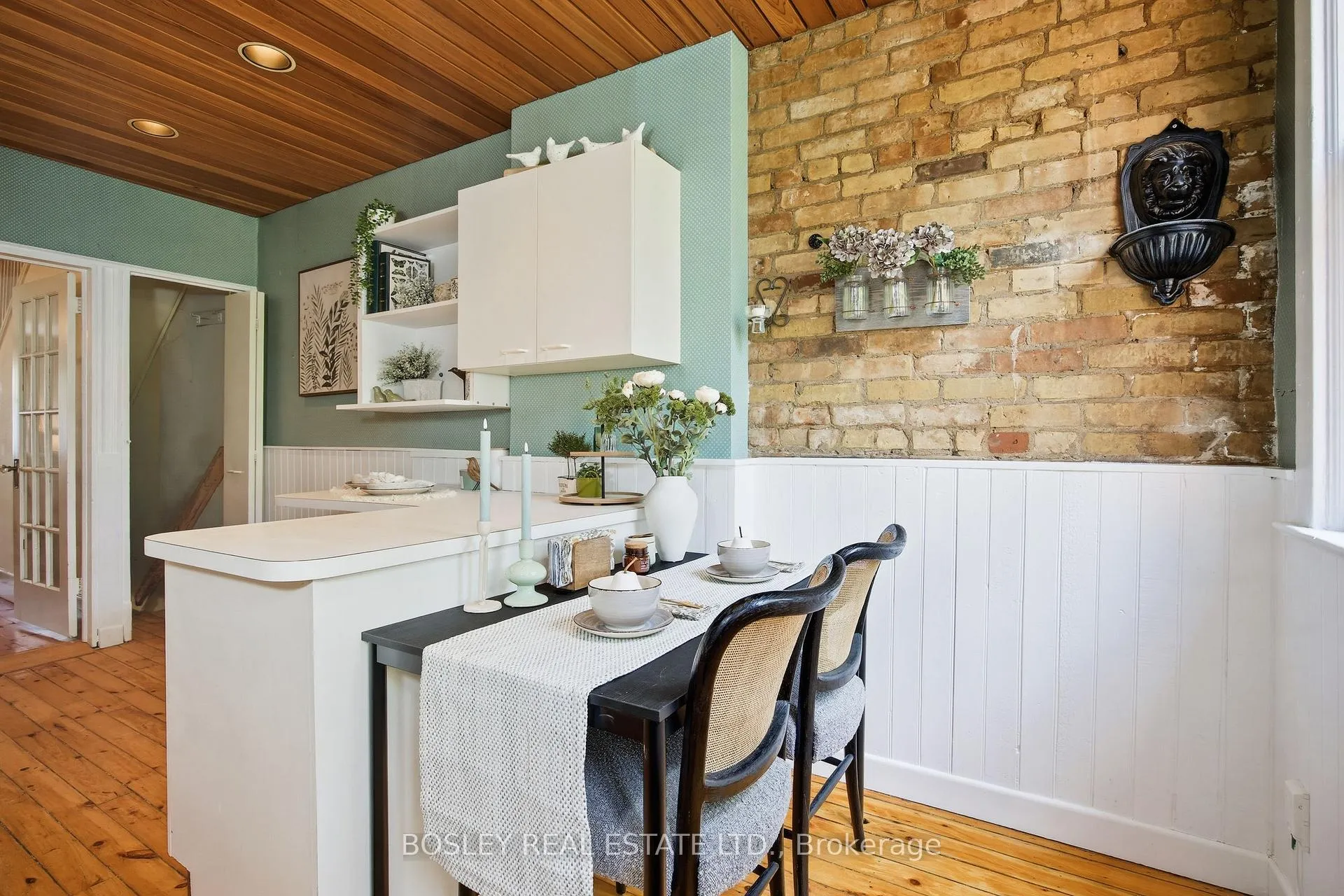 Photo 17 of 44 Birch Avenue, Toronto, Yonge-St. Clair — HOMEH