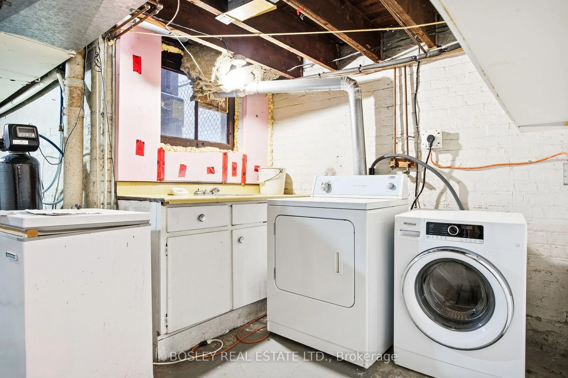 Photo 35 of 44 Birch Avenue, Toronto, Yonge-St. Clair — HOMEH