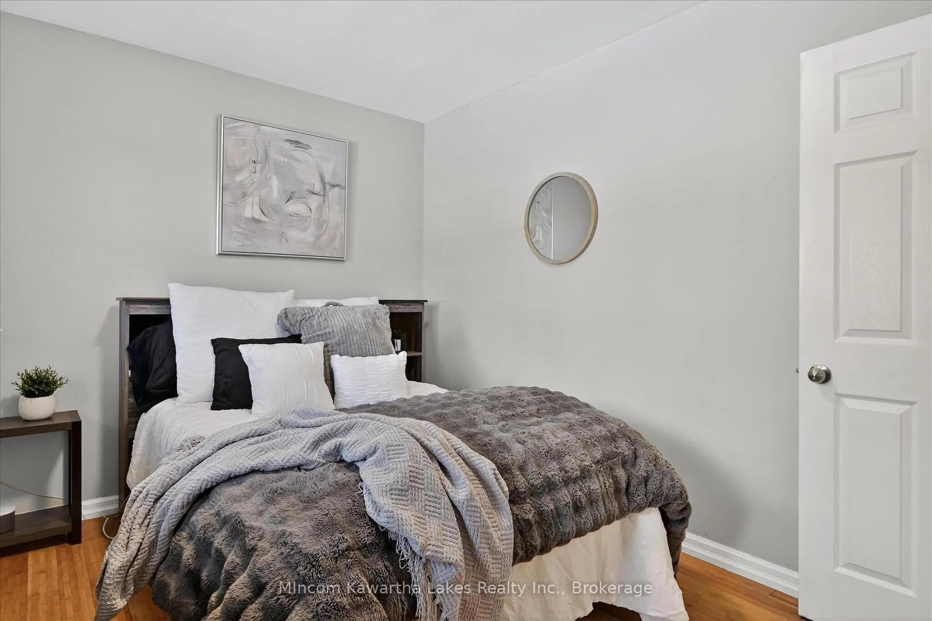 Photo 19 of 105 Ridgewood Road, Peterborough, Monaghan Ward 2 — HOMEH