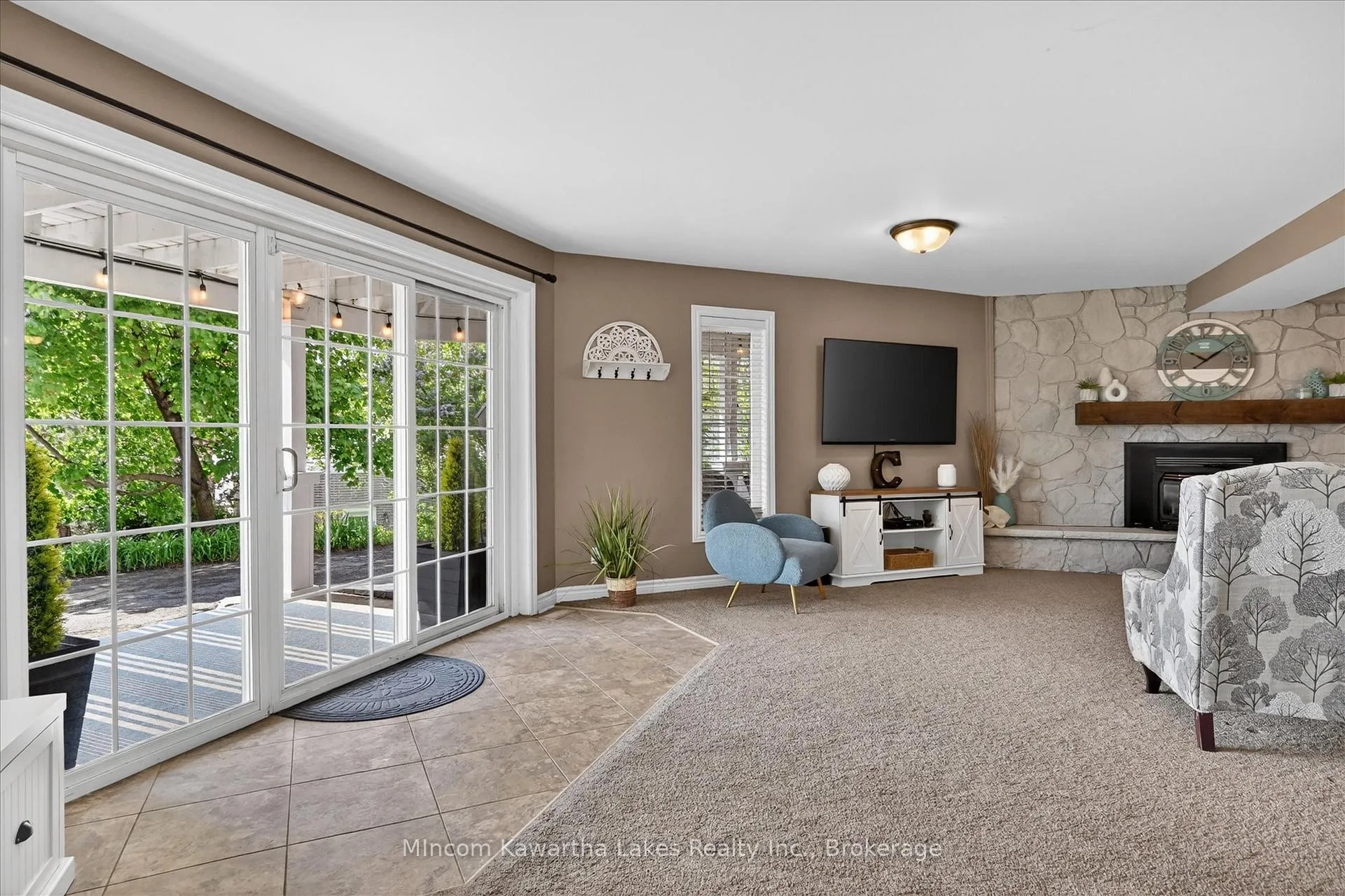 Photo 23 of 105 Ridgewood Road, Peterborough, Monaghan Ward 2 — HOMEH