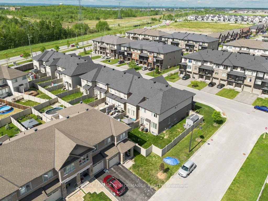 Photo 47 of 127 Wild Calla Way, Ottawa, Mer Bleue/Bradley Estates/Anderson Park — HOMEH