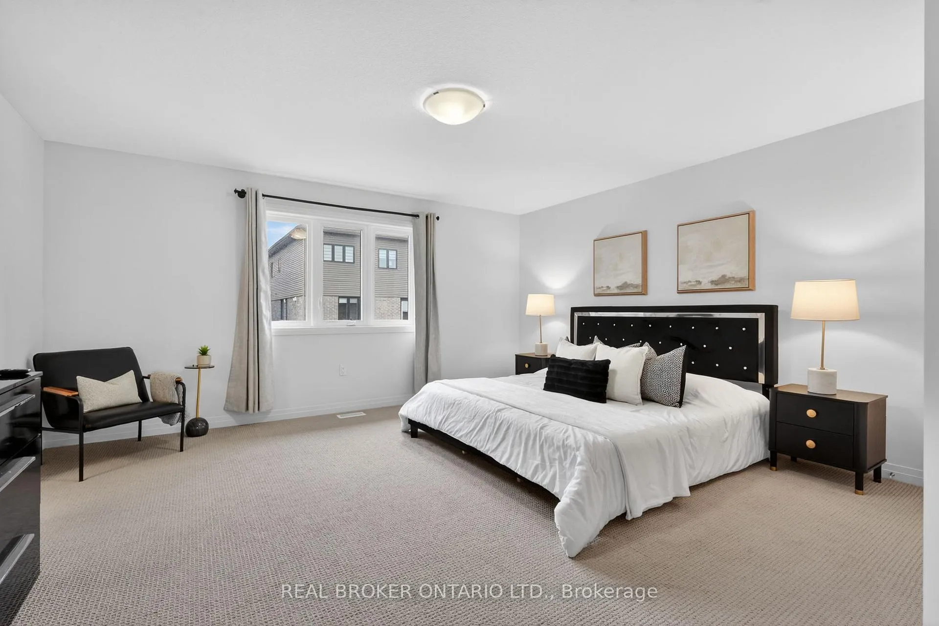 Photo 6 of 4048 Stadelbauer Drive, Lincoln, Beamsville — HOMEH