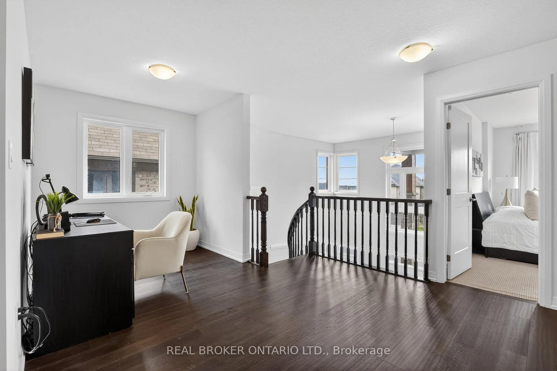 Photo 26 of 4048 Stadelbauer Drive, Lincoln, Beamsville — HOMEH