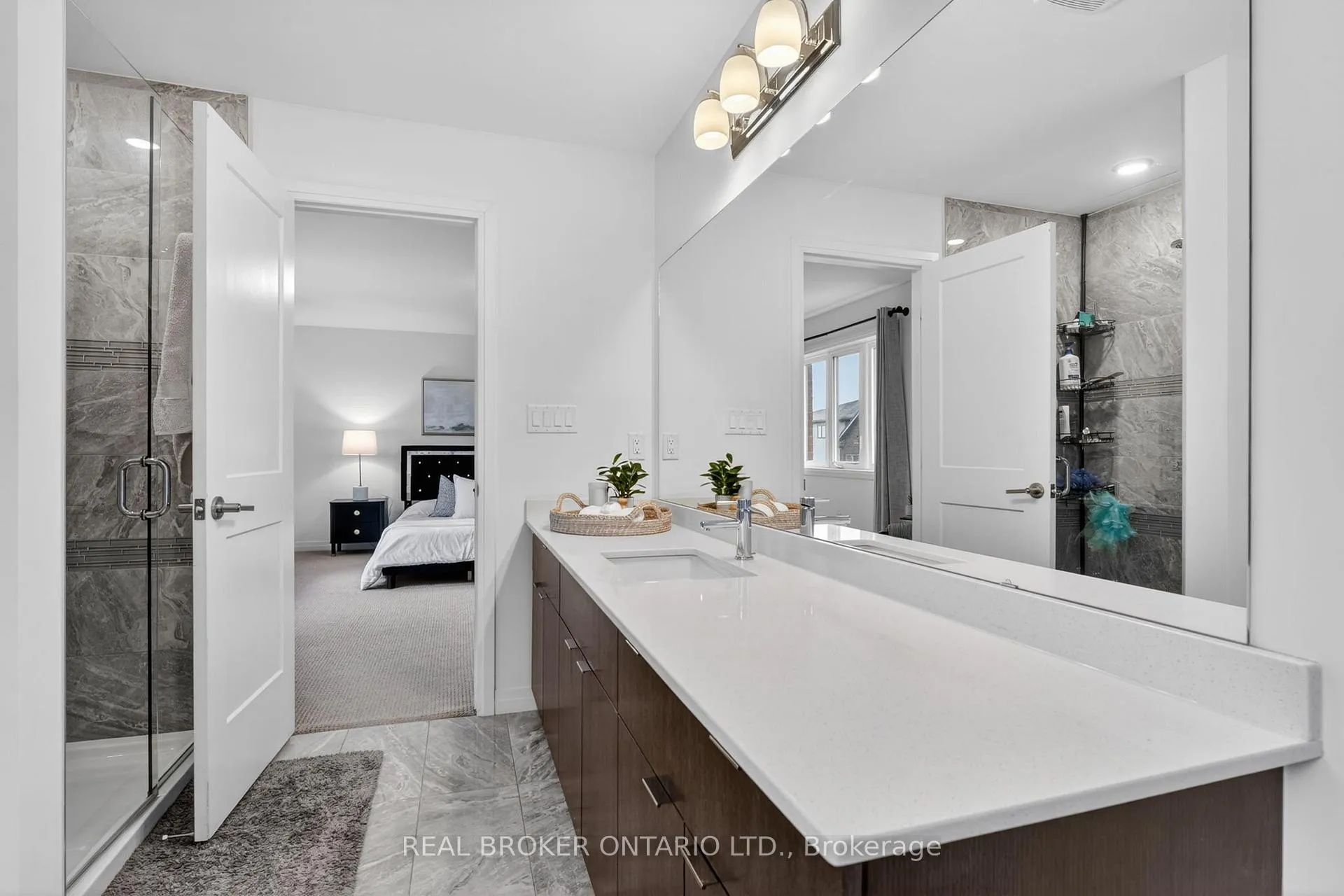 Photo 32 of 4048 Stadelbauer Drive, Lincoln, Beamsville — HOMEH