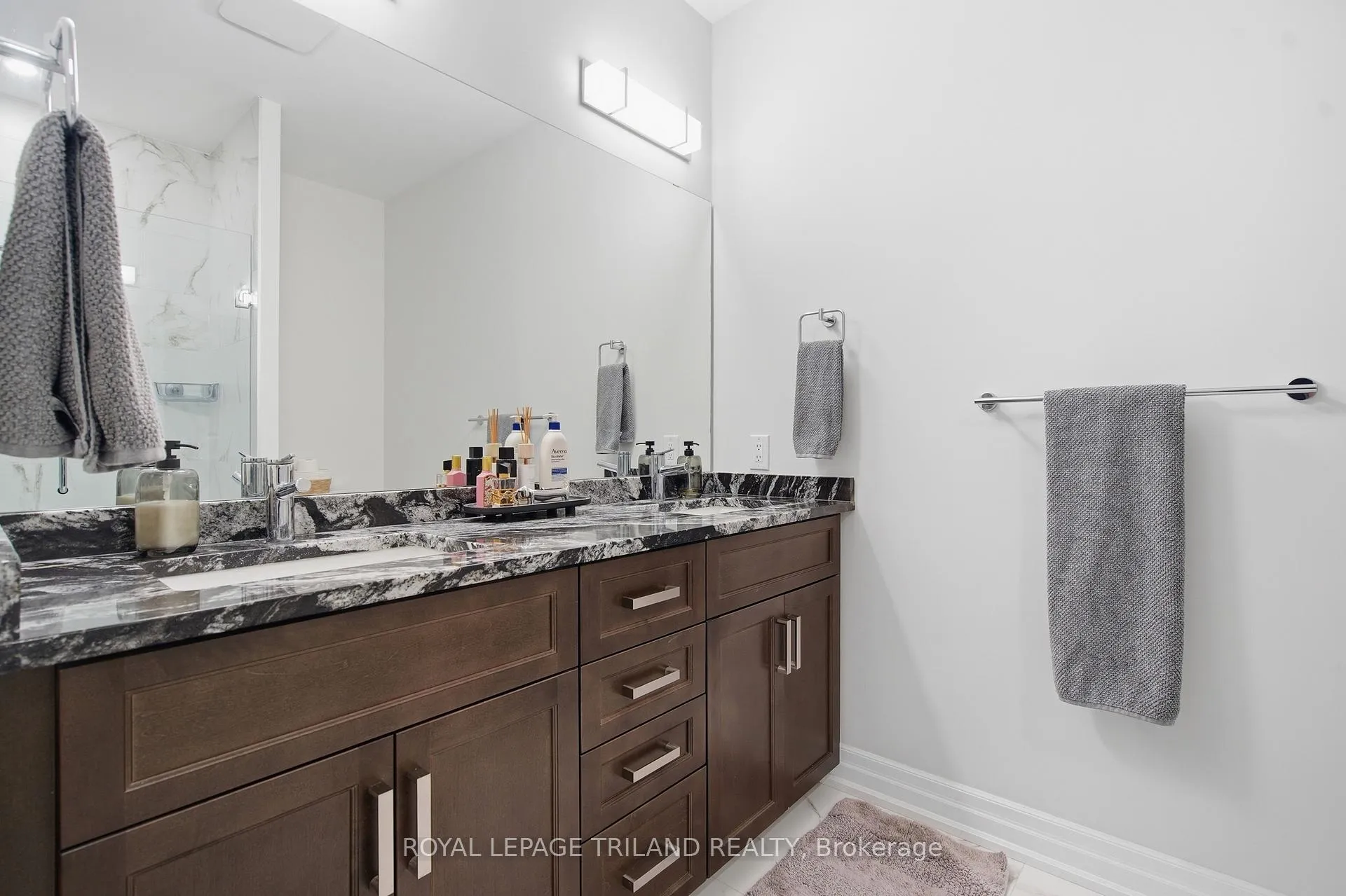 Photo 9 of Unit 215, 480 Callaway Road, London, North R — HOMEH