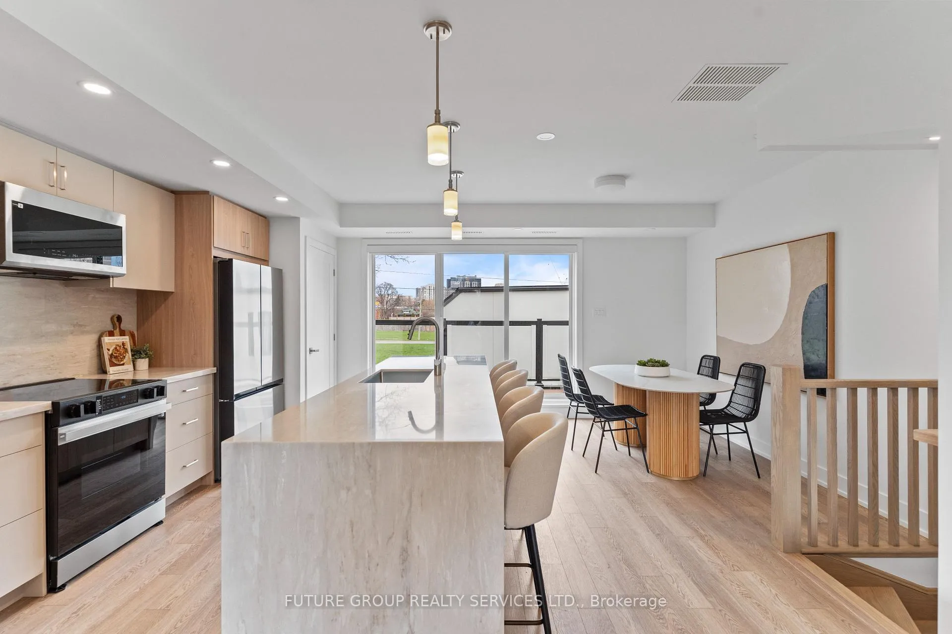 Front of Unit Unit 3, 15 Acorn Avenue