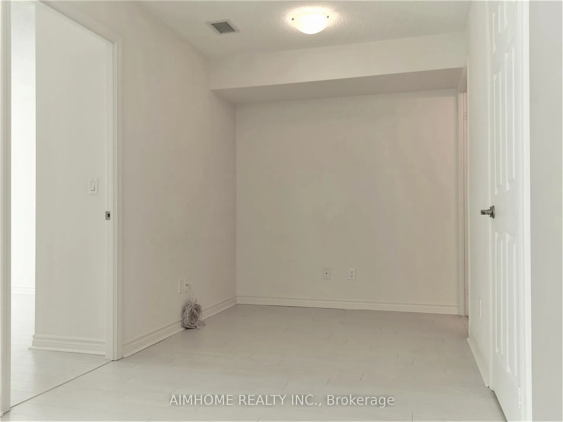 Photo 5 of Unit 1525, 25 Lower Simcoe Street, Toronto, Waterfront Communities — HOMEH