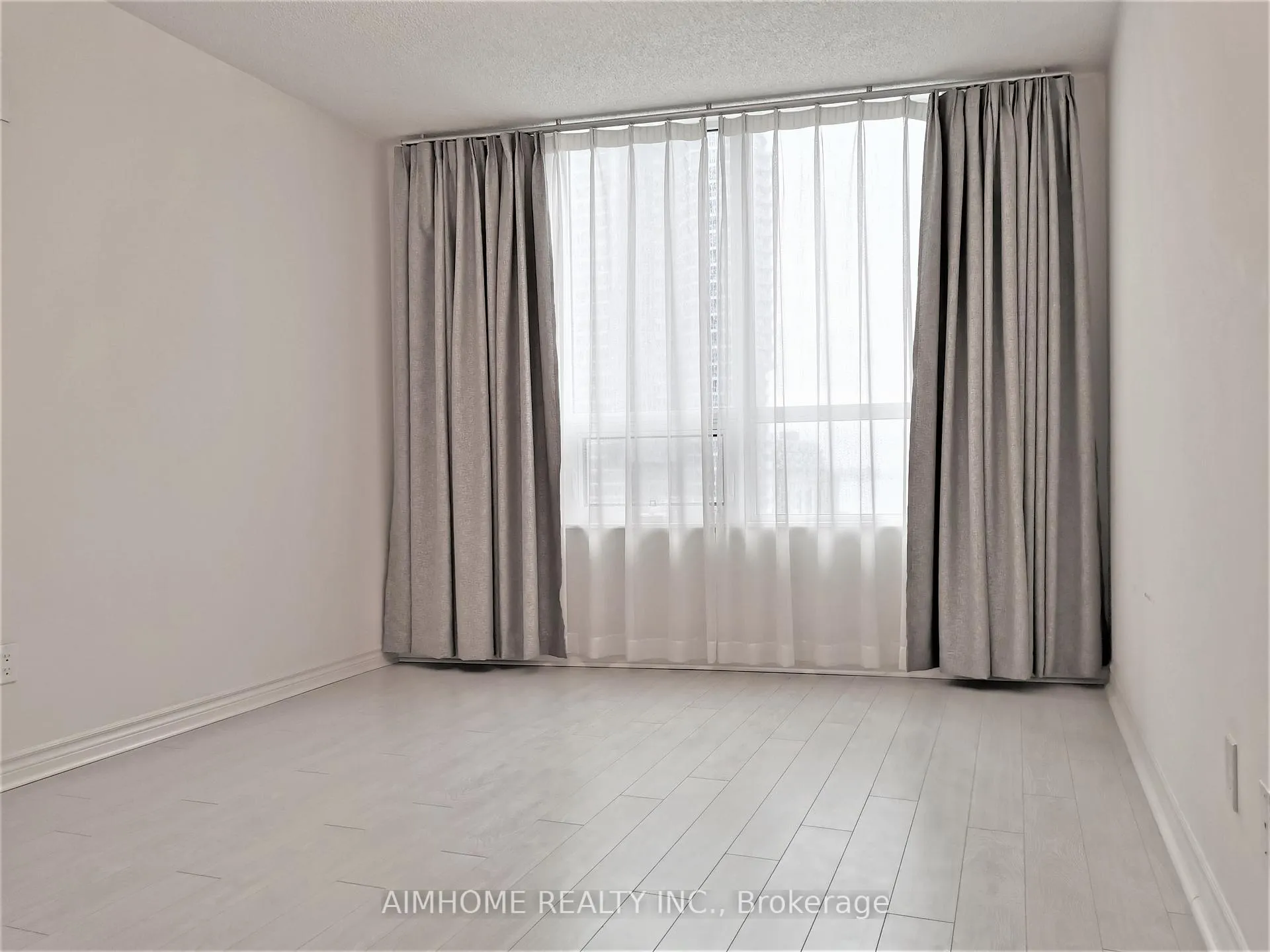 Photo 13 of Unit 1525, 25 Lower Simcoe Street, Toronto, Waterfront Communities — HOMEH