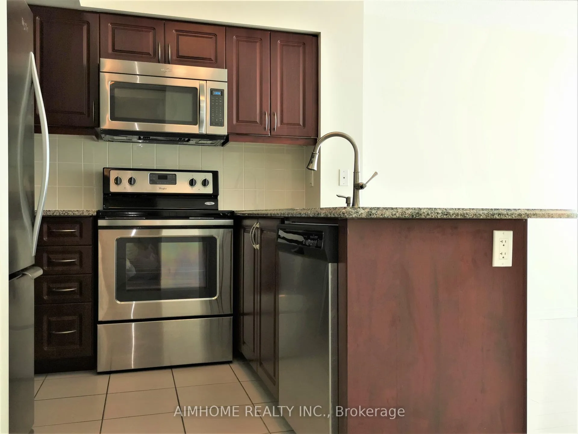 Photo 16 of Unit 1525, 25 Lower Simcoe Street, Toronto, Waterfront Communities — HOMEH
