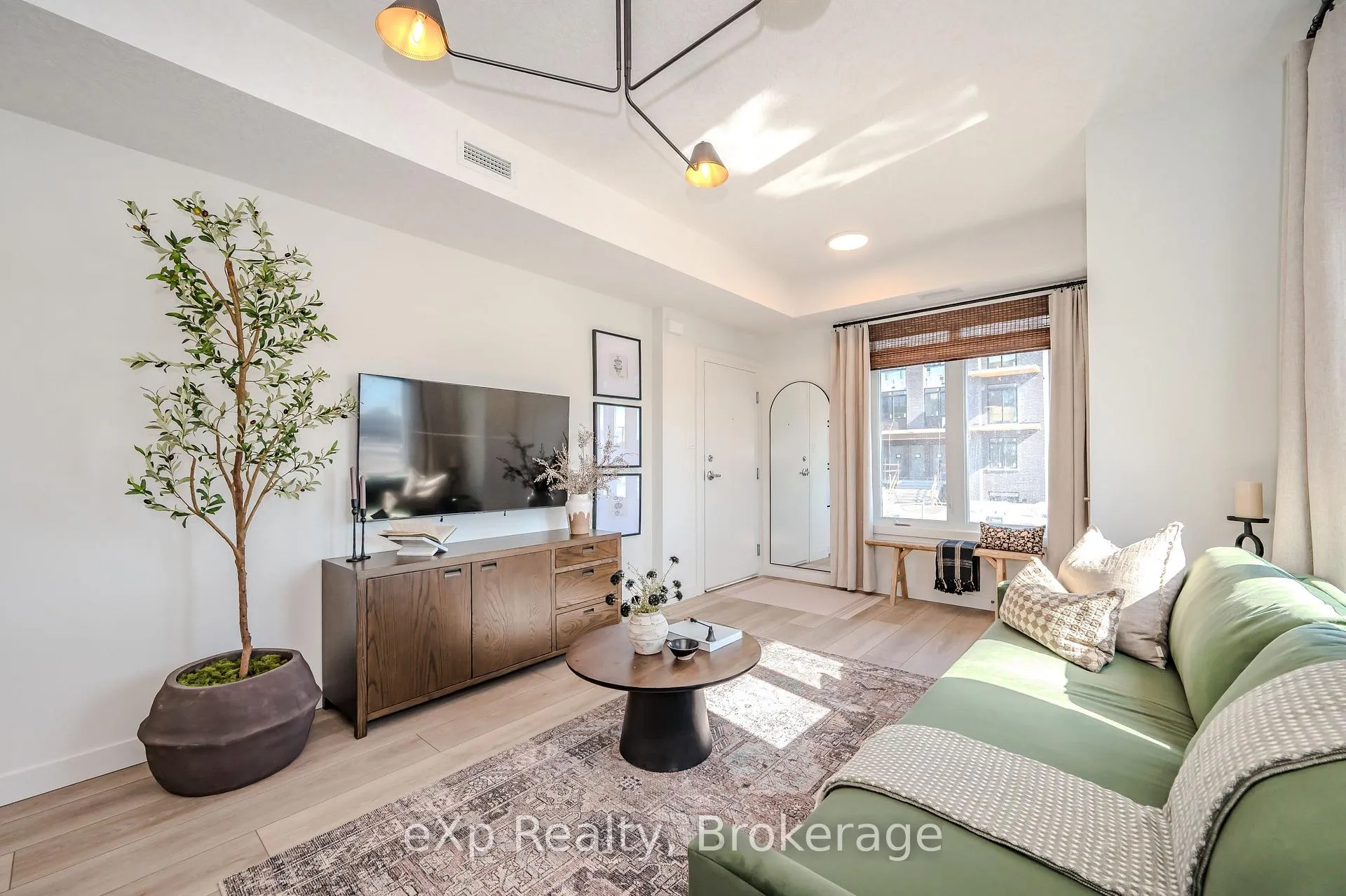 Photo 3 of Unit 71, 824 Woolwich Street, Guelph, Riverside Park — HOMEH