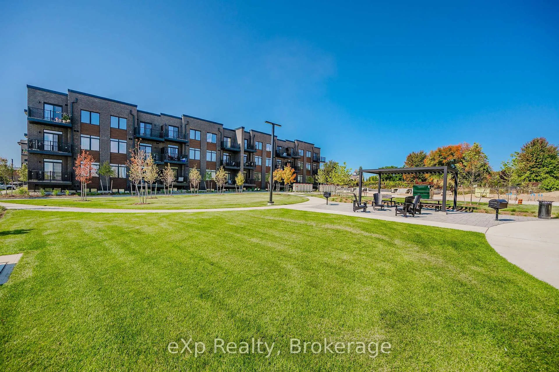 Photo 8 of Unit 71, 824 Woolwich Street, Guelph, Riverside Park — HOMEH