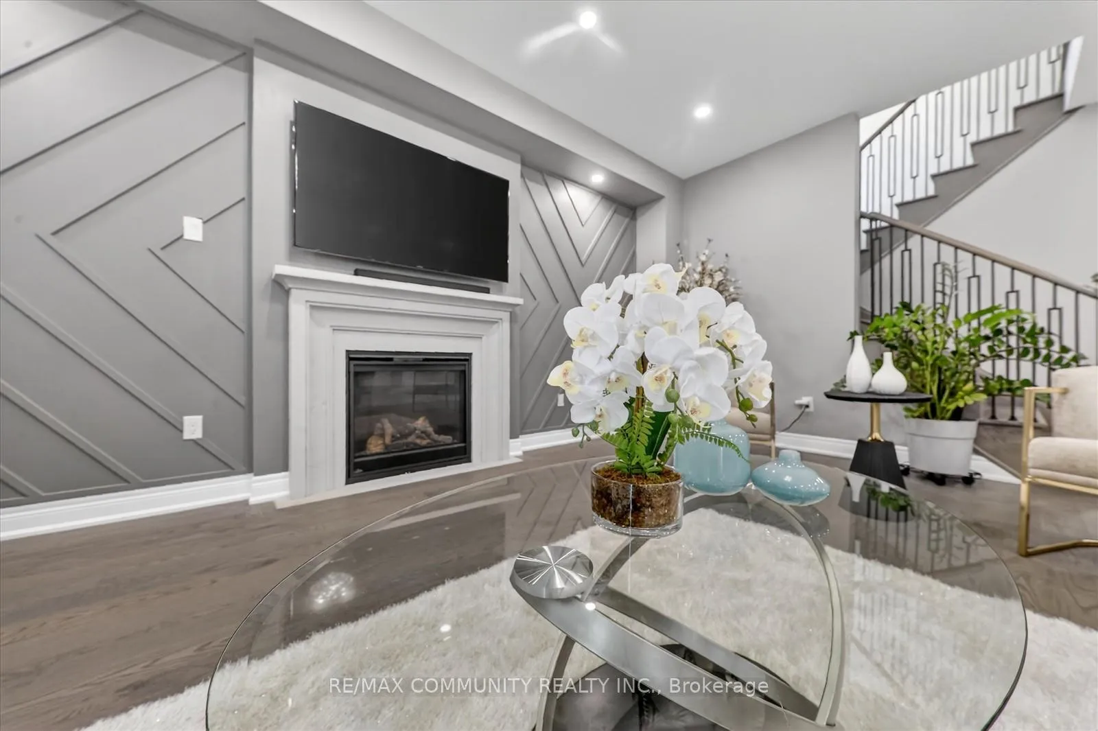 Photo 11 of 46 Wamsley Crescent, Clarington, Newcastle — HOMEH