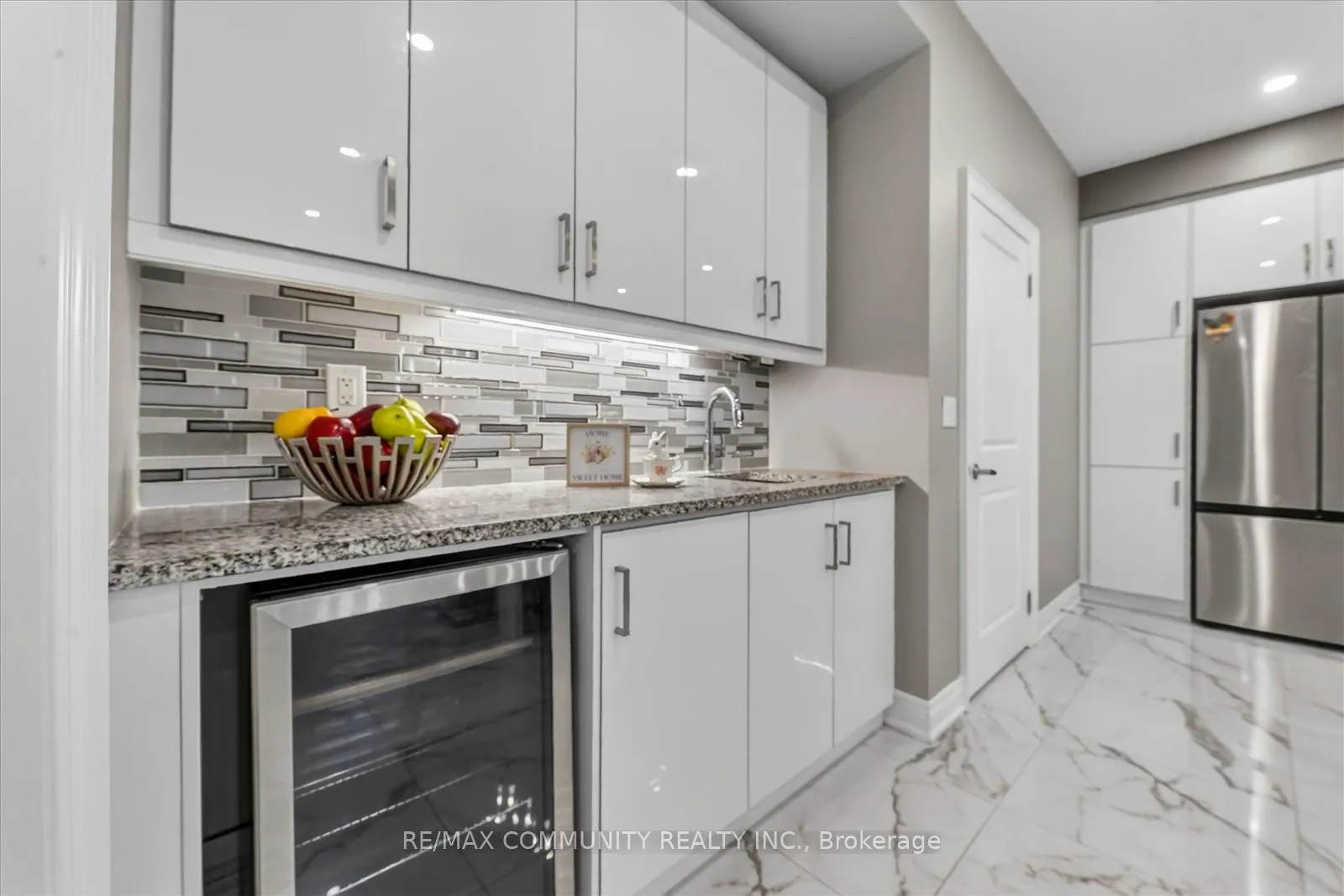 Photo 14 of 46 Wamsley Crescent, Clarington, Newcastle — HOMEH