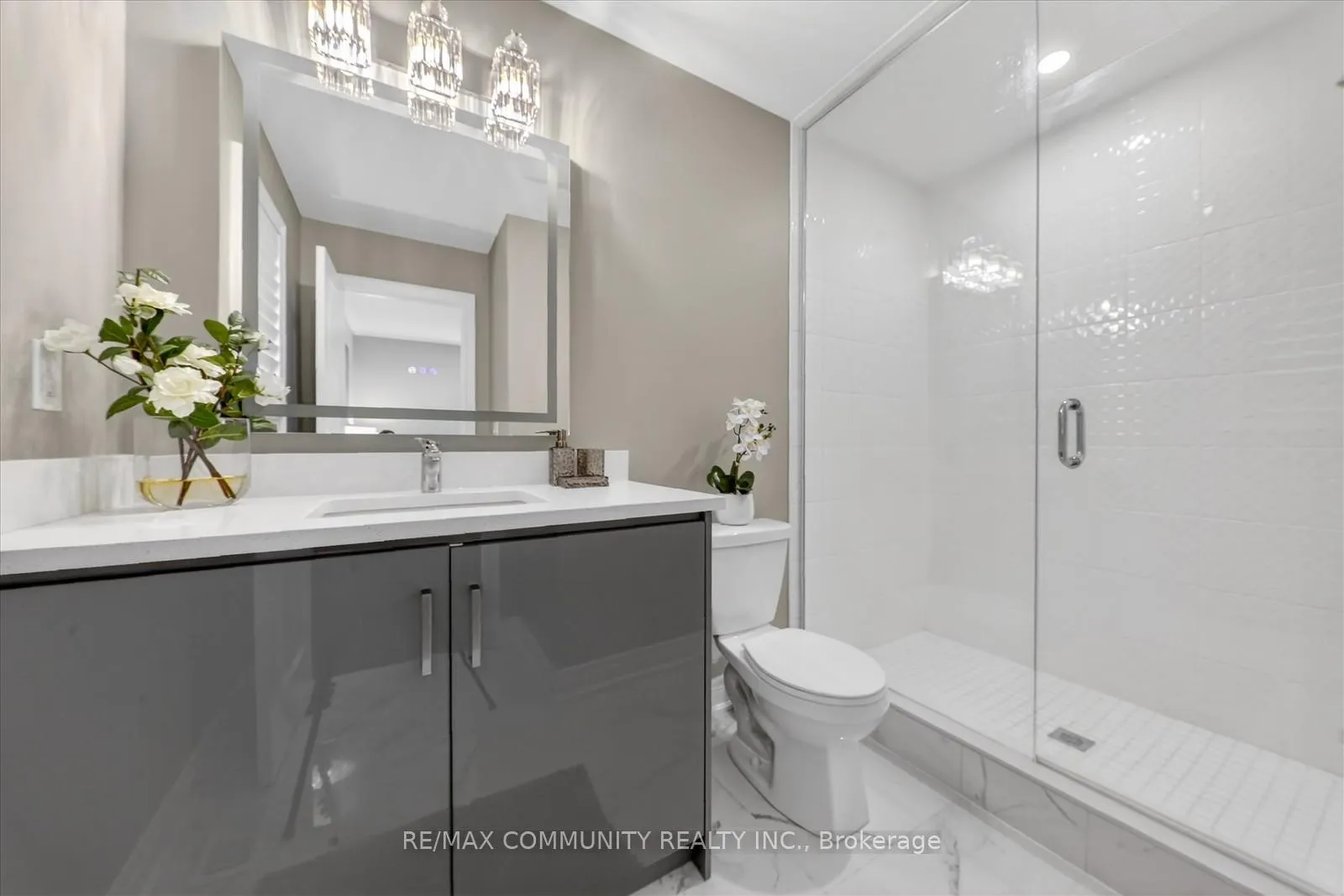 Photo 24 of 46 Wamsley Crescent, Clarington, Newcastle — HOMEH